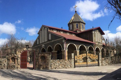 Пантелеимоновский храм в Горловке