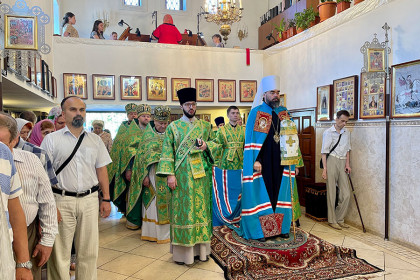 Крестовоздвиженский храм Горловки