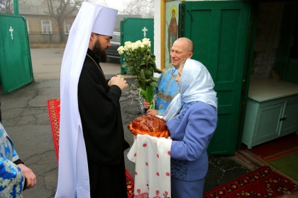 Архиерейское богослужение в Николаевском храме п. Никитовка